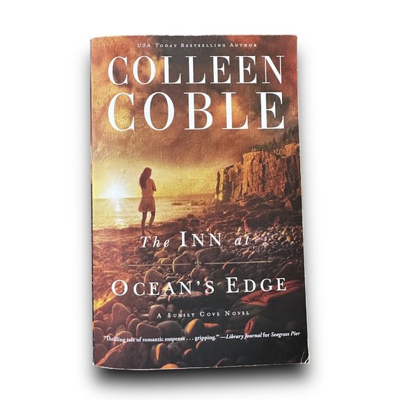⚡️3/$15⚡️ The Inn at Ocean's Edge [Paperback] by Colleen Coble Book - Picture 1 of 3